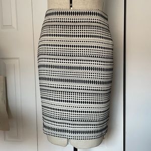 Black and white pencil skirt